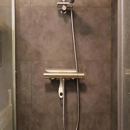 20m Comfortable In The Heart Of Paříž